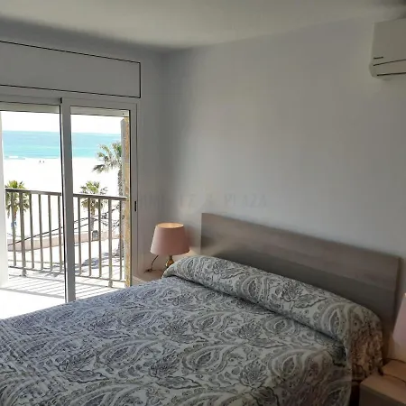 Apartament Dins Mar Apto. 8 *