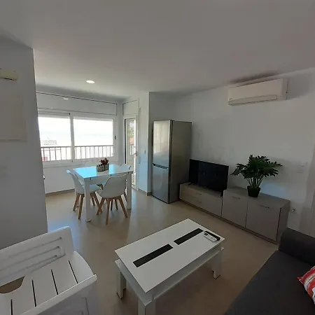 Dins Mar Apto. 8 Apartamento *